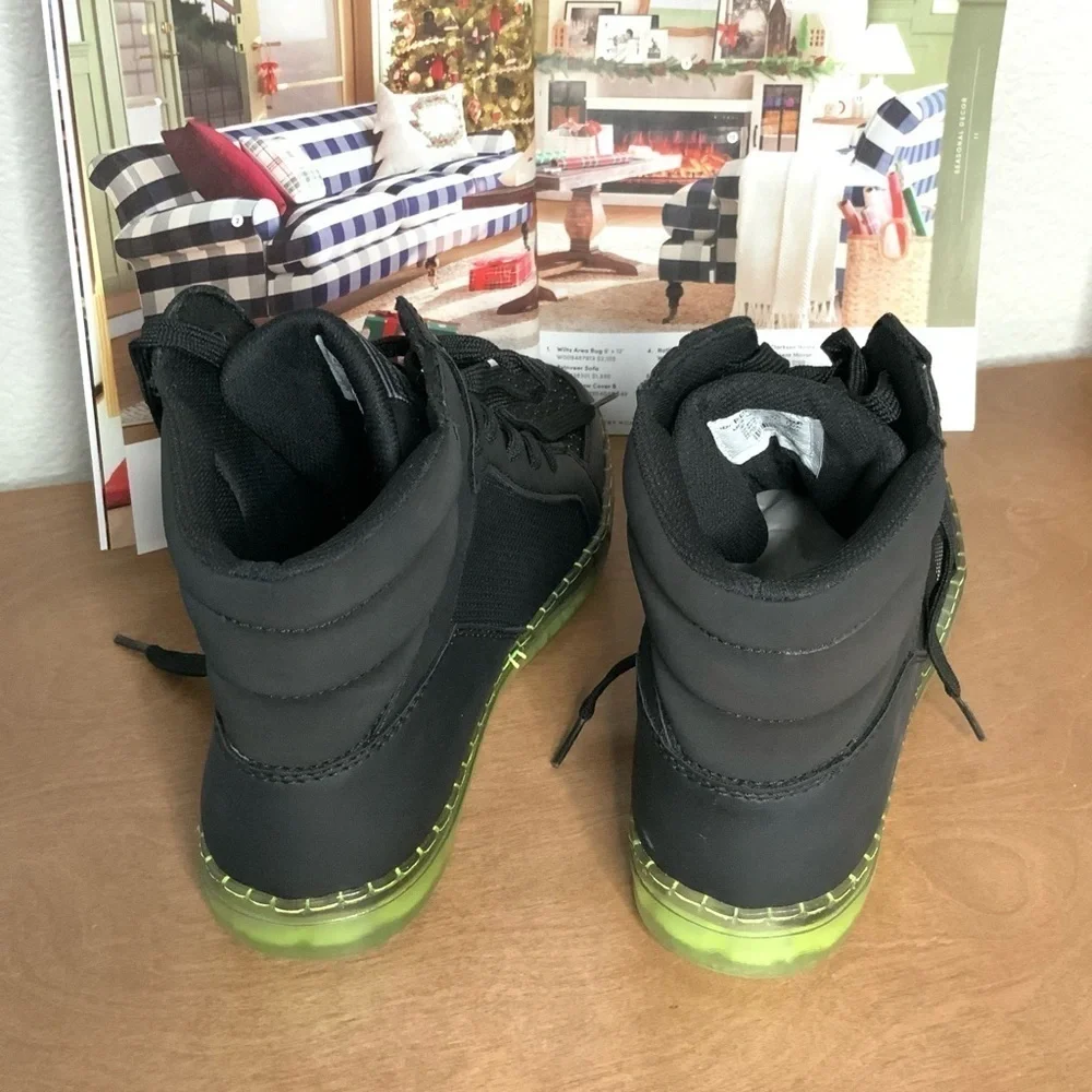 Ferrato Urban Living Sneakers - Picture 2 of 6